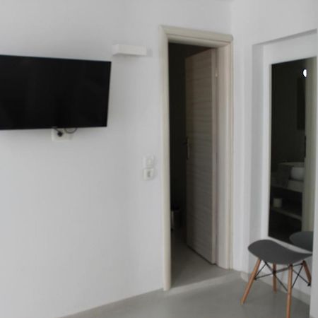 Fira Getaway - Economy Basement Rooms Fira (Santorini) Exterior foto