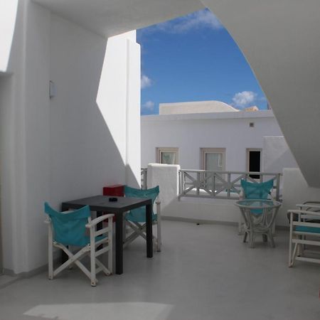 Fira Getaway - Economy Basement Rooms Fira (Santorini) Exterior foto