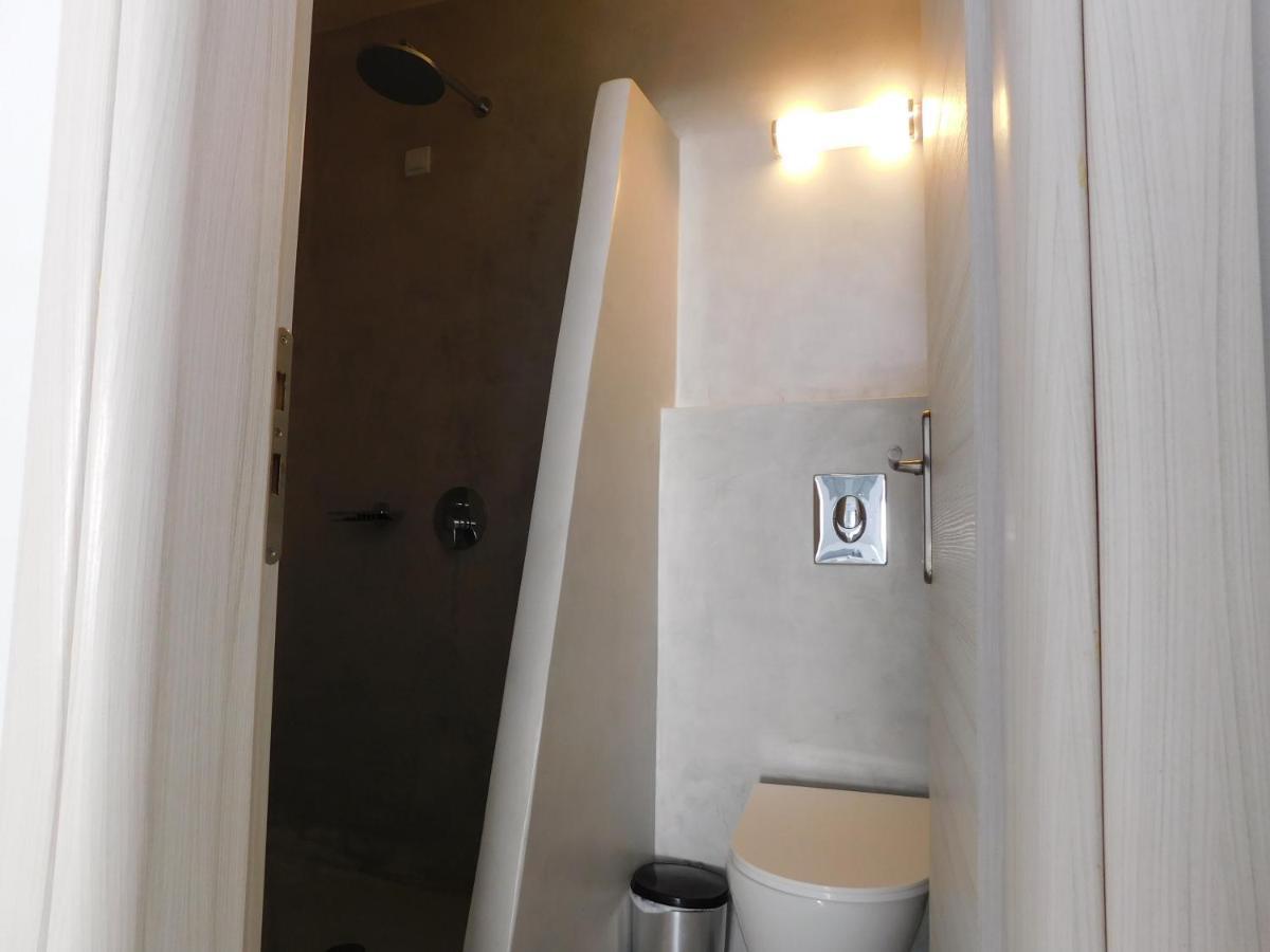 Fira Getaway - Economy Basement Rooms Fira (Santorini) Exterior foto
