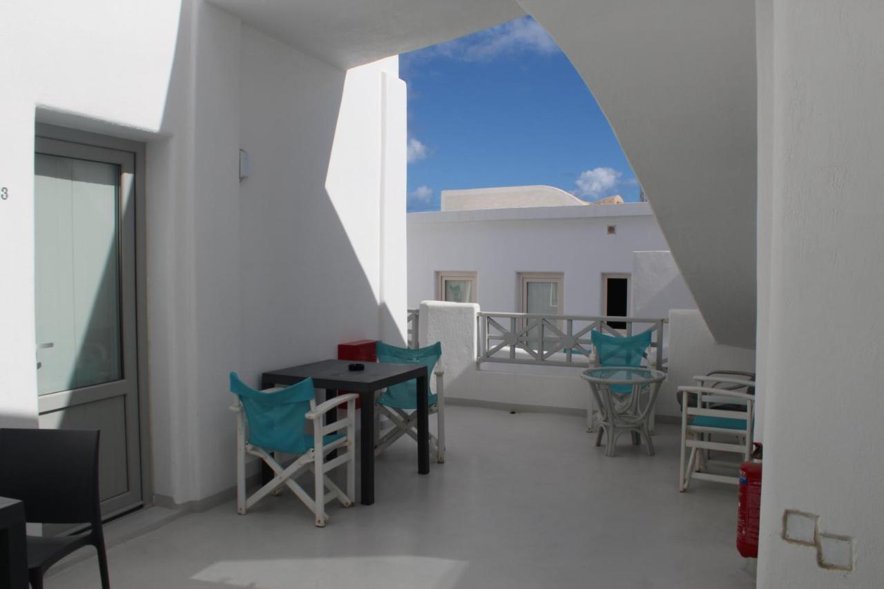 Fira Getaway - Economy Basement Rooms Fira (Santorini) Exterior foto