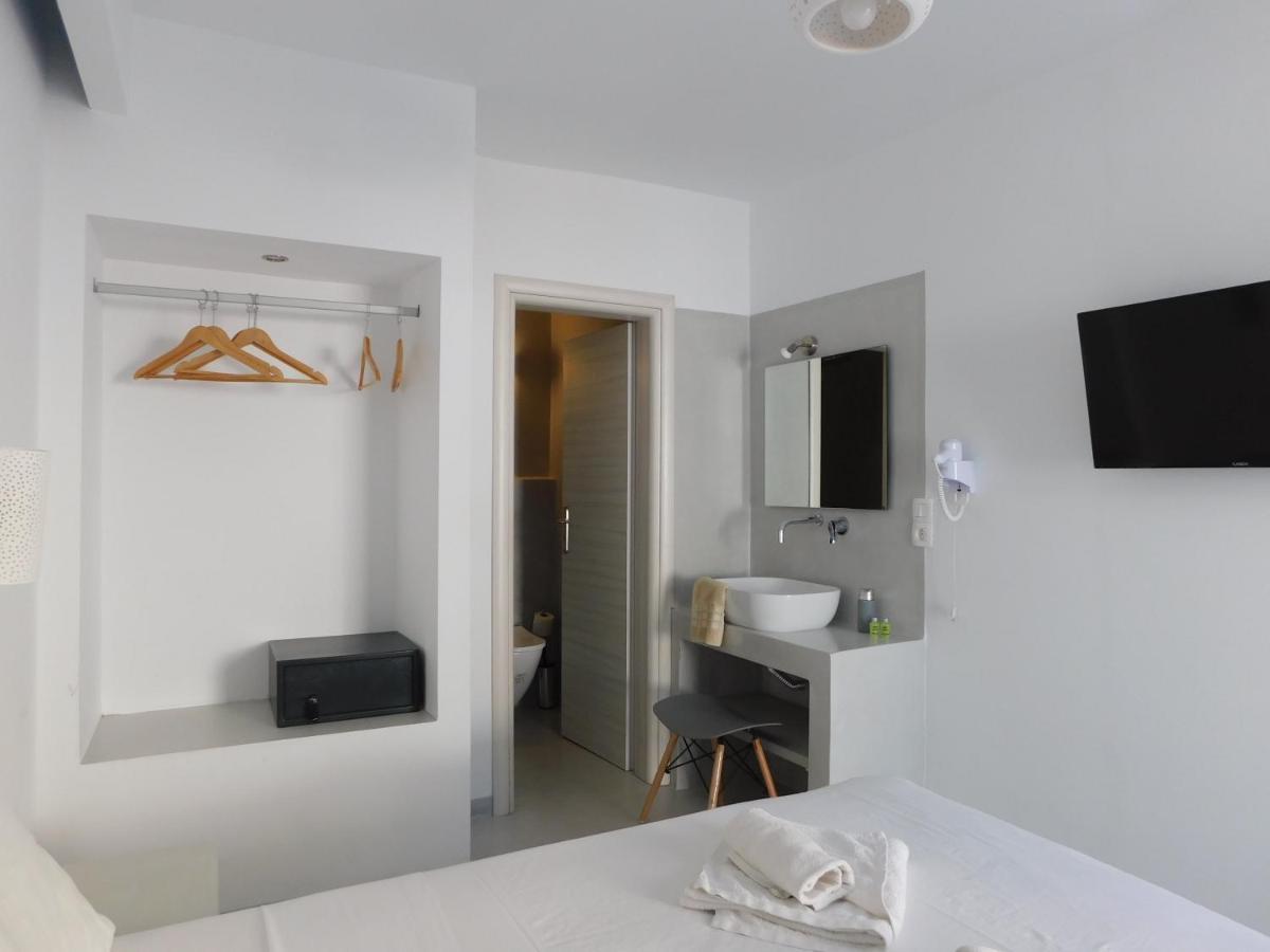 Fira Getaway - Economy Basement Rooms Fira (Santorini) Exterior foto